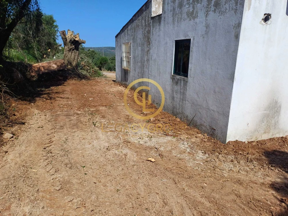 Terreno para Venda em Querença, Tôr e Benafim Foto 7