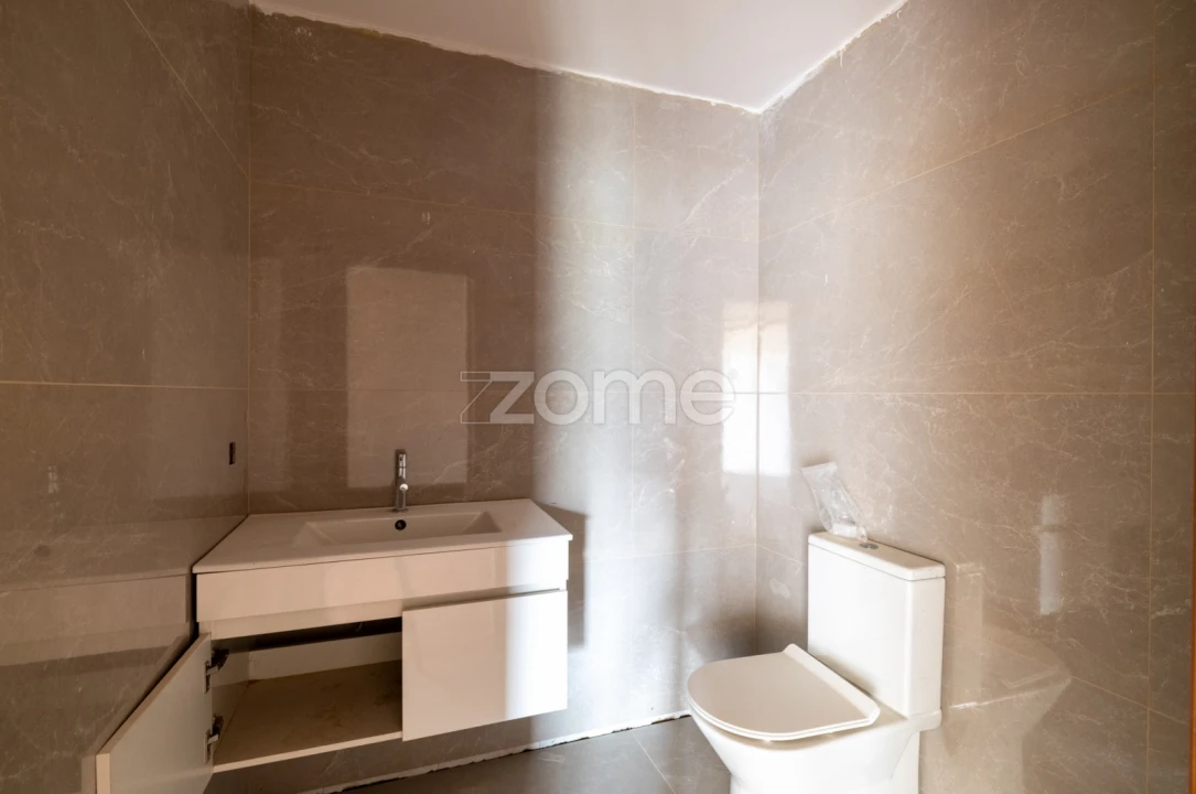 Moradia T7 para Venda em Bougado (São Martinho e Santiago) Foto 31