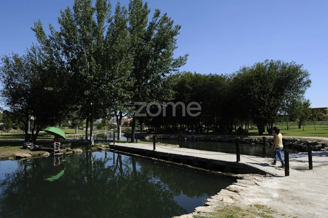 Apartamento T1 para Venda em Freamunde Foto 13
