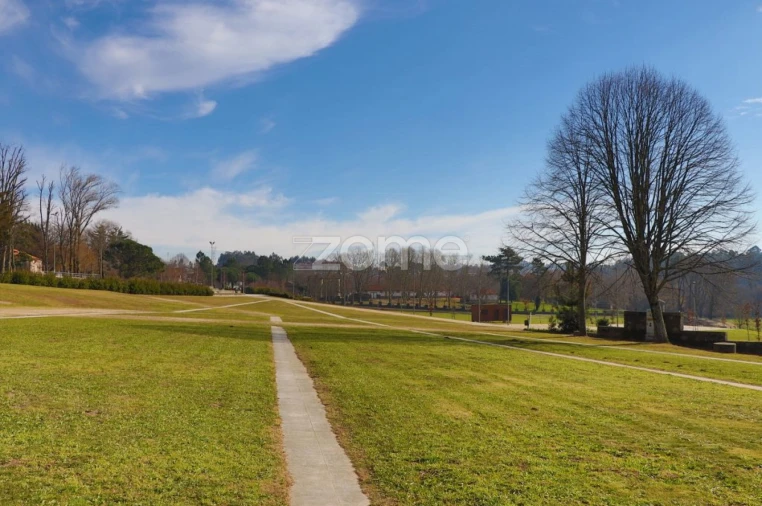Apartamento T3 para Venda em Freamunde Foto 15