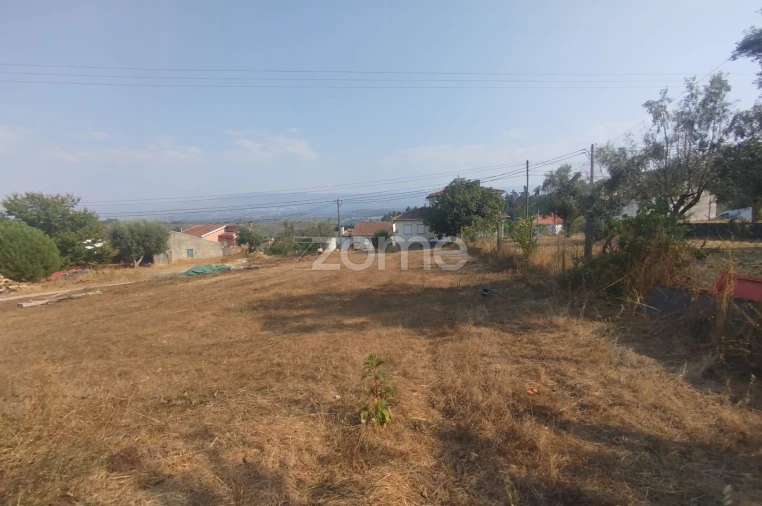 Terreno para Venda em Santiago de Cassurrães e Póvoa de Cervães Foto 13