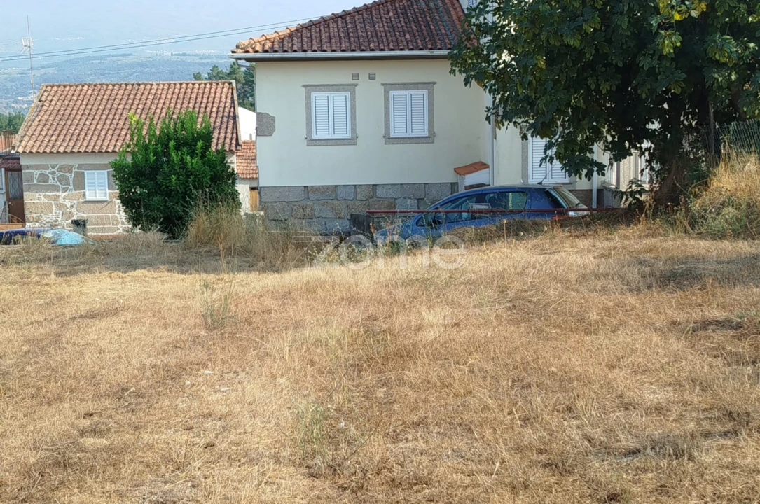 Terreno para Venda em Santiago de Cassurrães e Póvoa de Cervães Foto 4