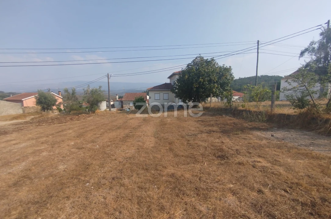 Terreno para Venda em Santiago de Cassurrães e Póvoa de Cervães Foto 7