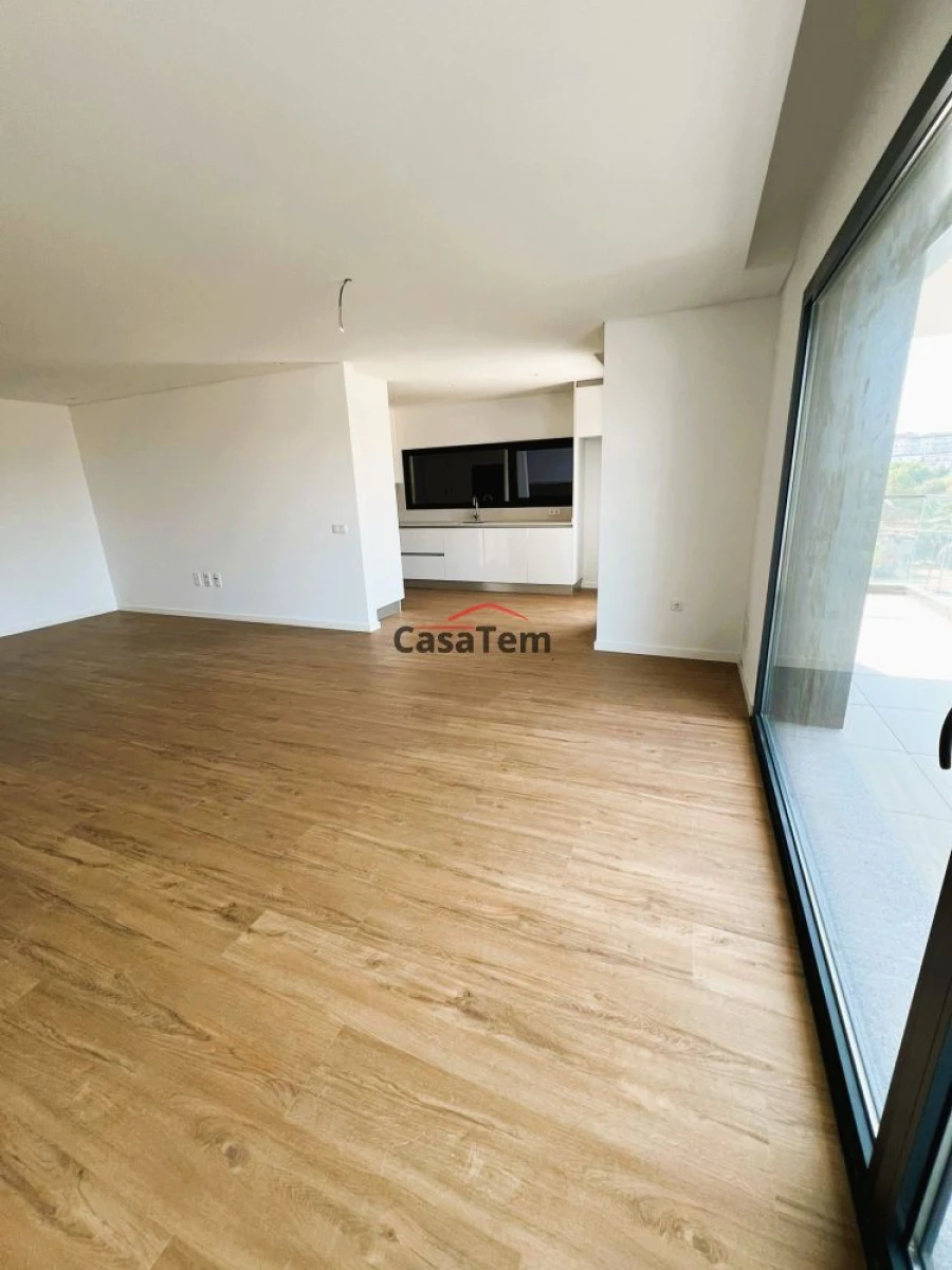 Apartamento T3 para Venda em Viseu Foto 5