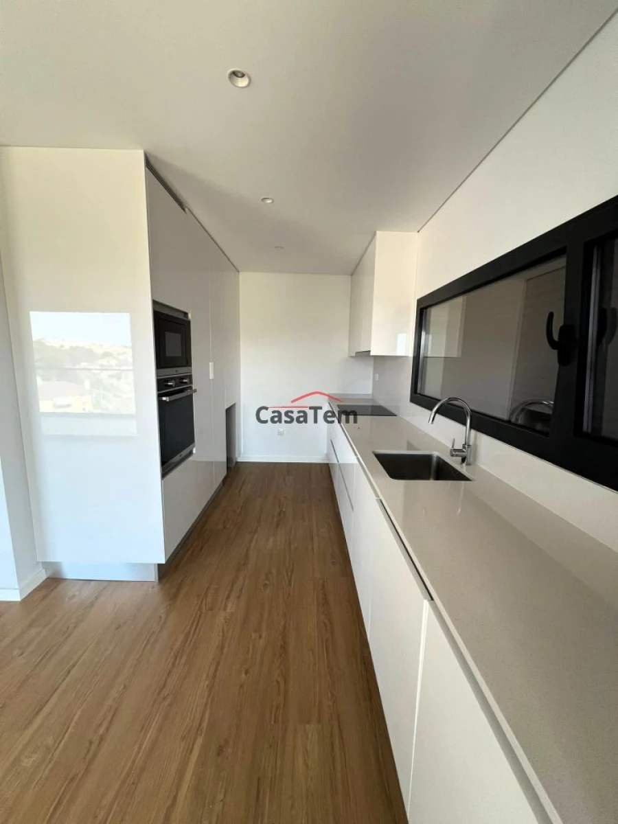 Apartamento T3 para Venda em Viseu Foto 7
