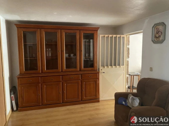 Moradia T3 para Venda em Resende Foto 6