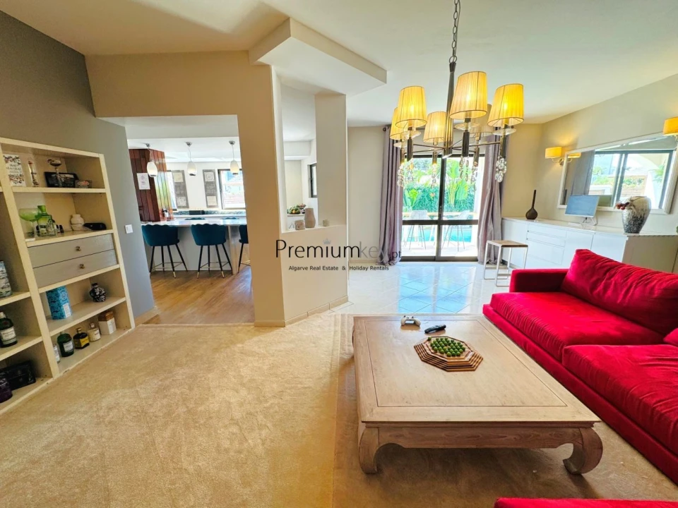 Moradia T3 para Venda em Albufeira e Olhos de Água Foto 22