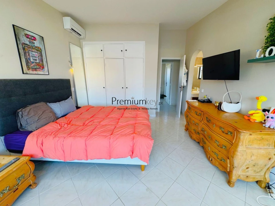 Moradia T3 para Venda em Albufeira e Olhos de Água Foto 39