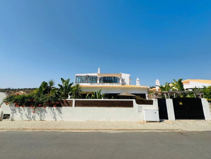 Moradia T3 para Venda em Albufeira e Olhos de Água Foto 49