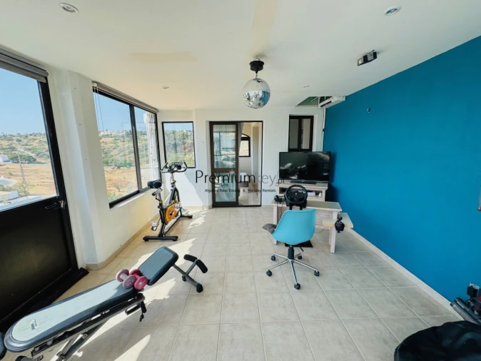 Moradia T3 para Venda em Albufeira e Olhos de Água Foto 48