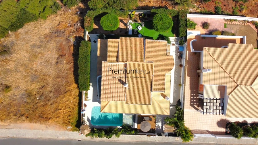 Moradia T3 para Venda em Albufeira e Olhos de Água Foto 54