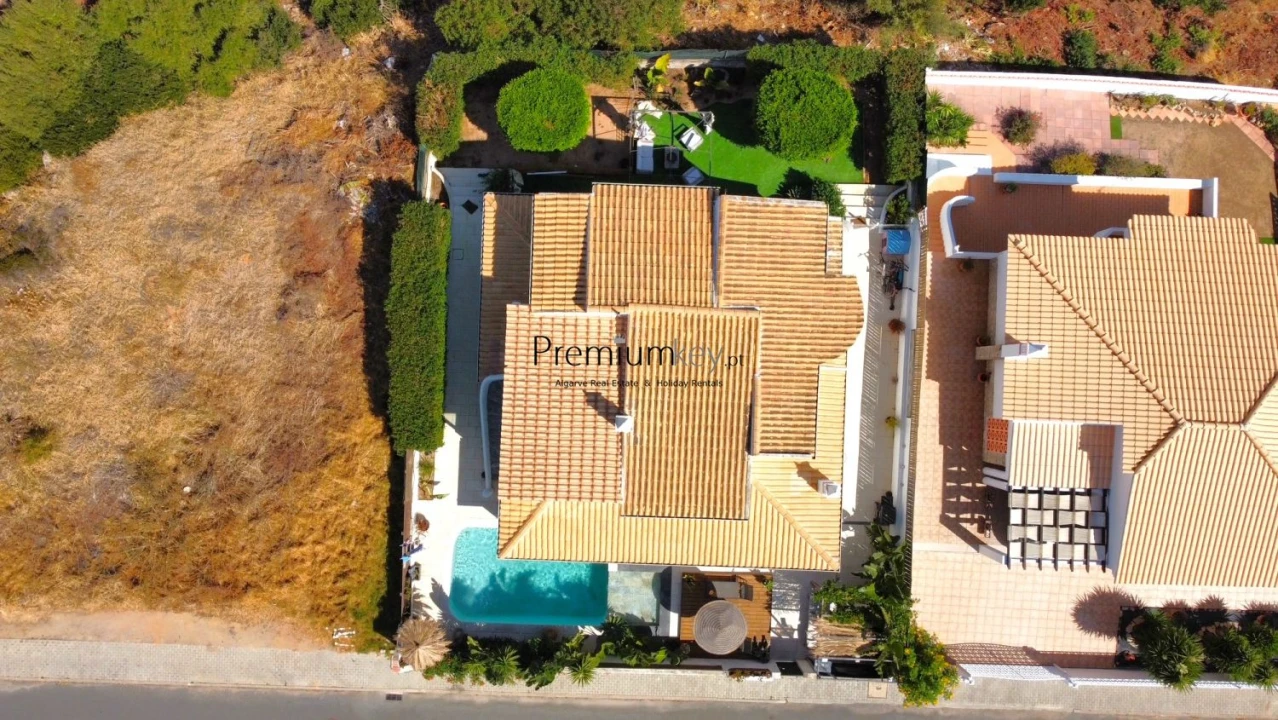 Moradia T3 para Venda em Albufeira e Olhos de Água Foto 54