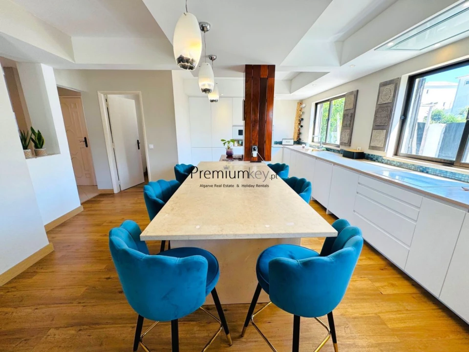 Moradia T3 para Venda em Albufeira e Olhos de Água Foto 23