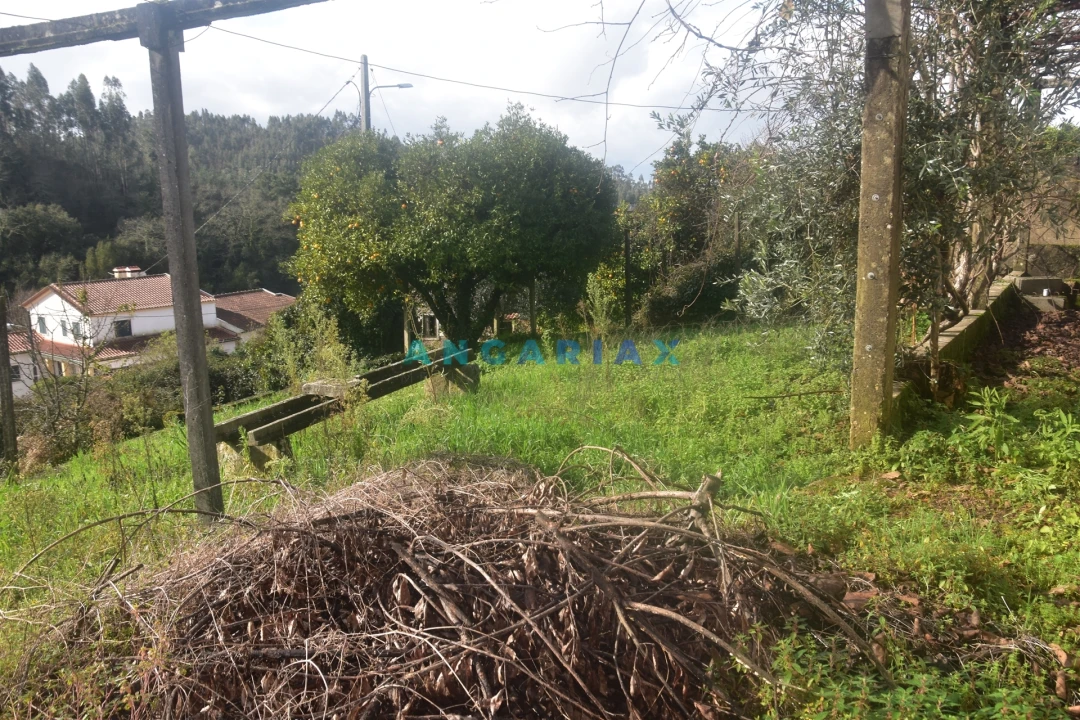 Moradia T3 para Venda em Cumeeira Foto 26