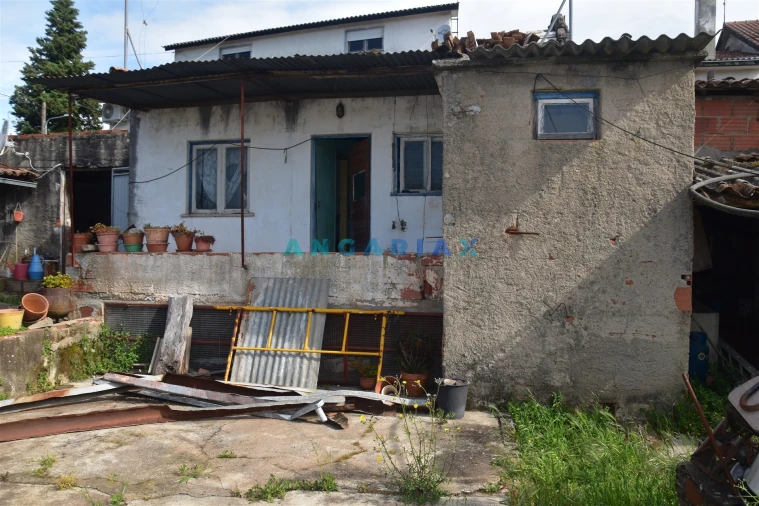 Moradia T5 para Venda em Aguda Foto 17