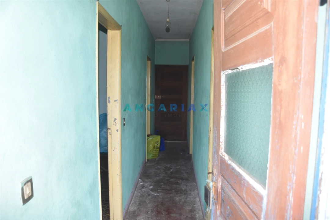 Moradia T5 para Venda em Aguda Foto 7