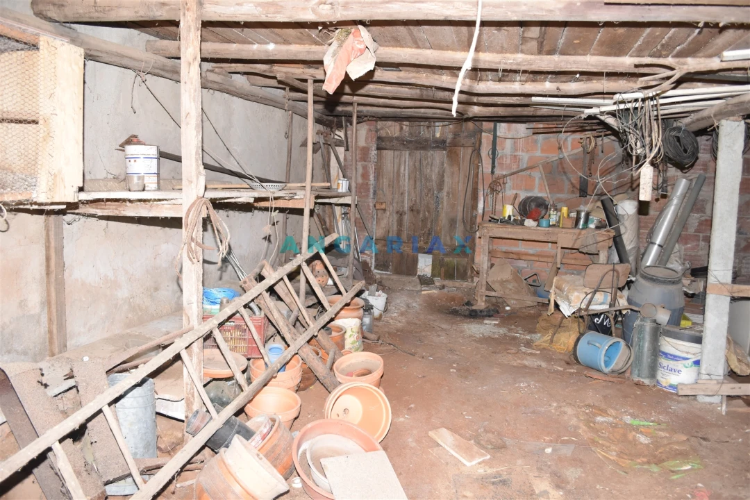 Moradia T5 para Venda em Aguda Foto 25