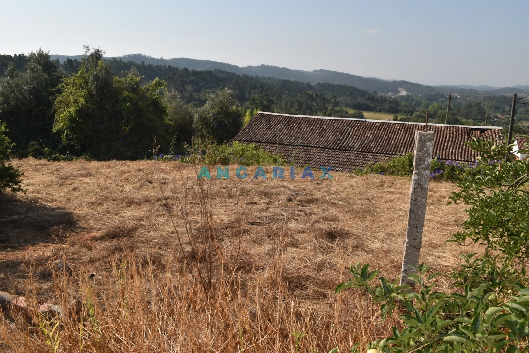 Moradia T5 para Venda em Aguda Foto 20