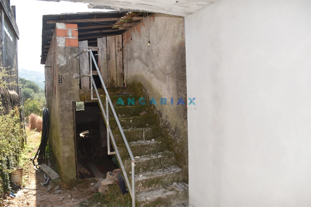 Moradia T5 para Venda em Aguda Foto 12