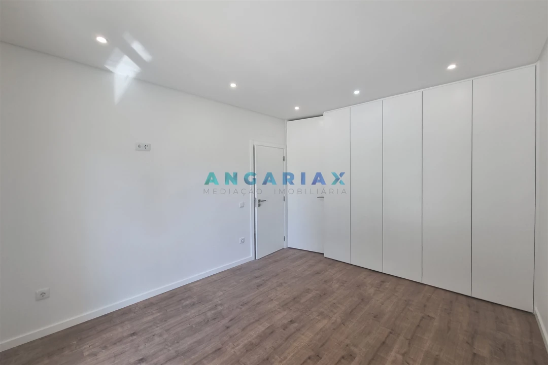 Moradia T3 para Venda em Matas e Cercal Foto 4