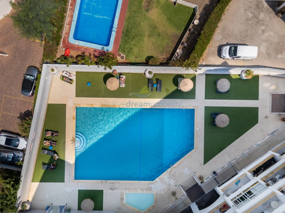 Apartamento T1 para Venda em Albufeira e Olhos de Água Foto 13