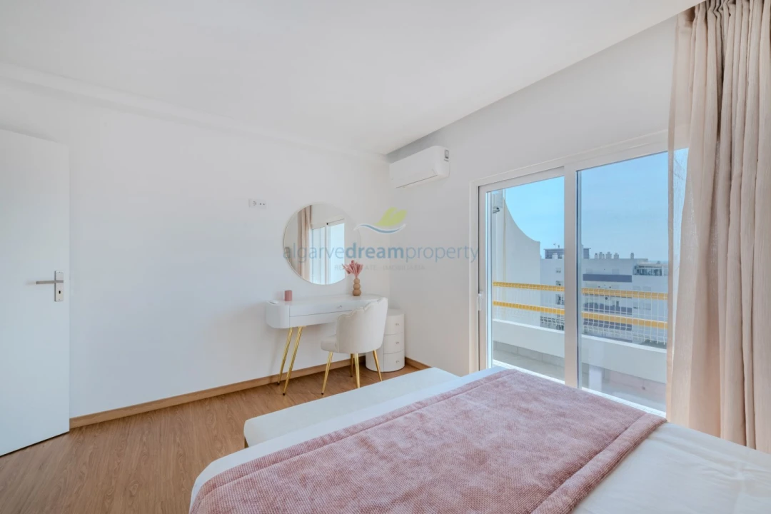 Apartamento T1 para Venda em Albufeira e Olhos de Água Foto 32