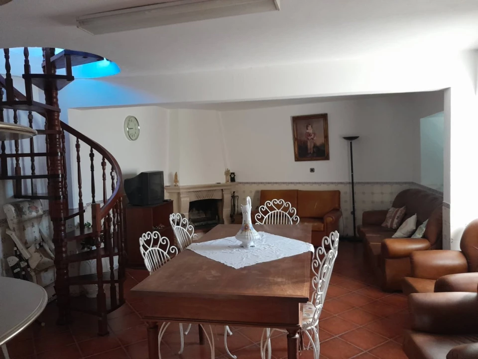 Moradia T4 para Arrendamento em Mação, Penhascoso e Aboboreira Foto 1