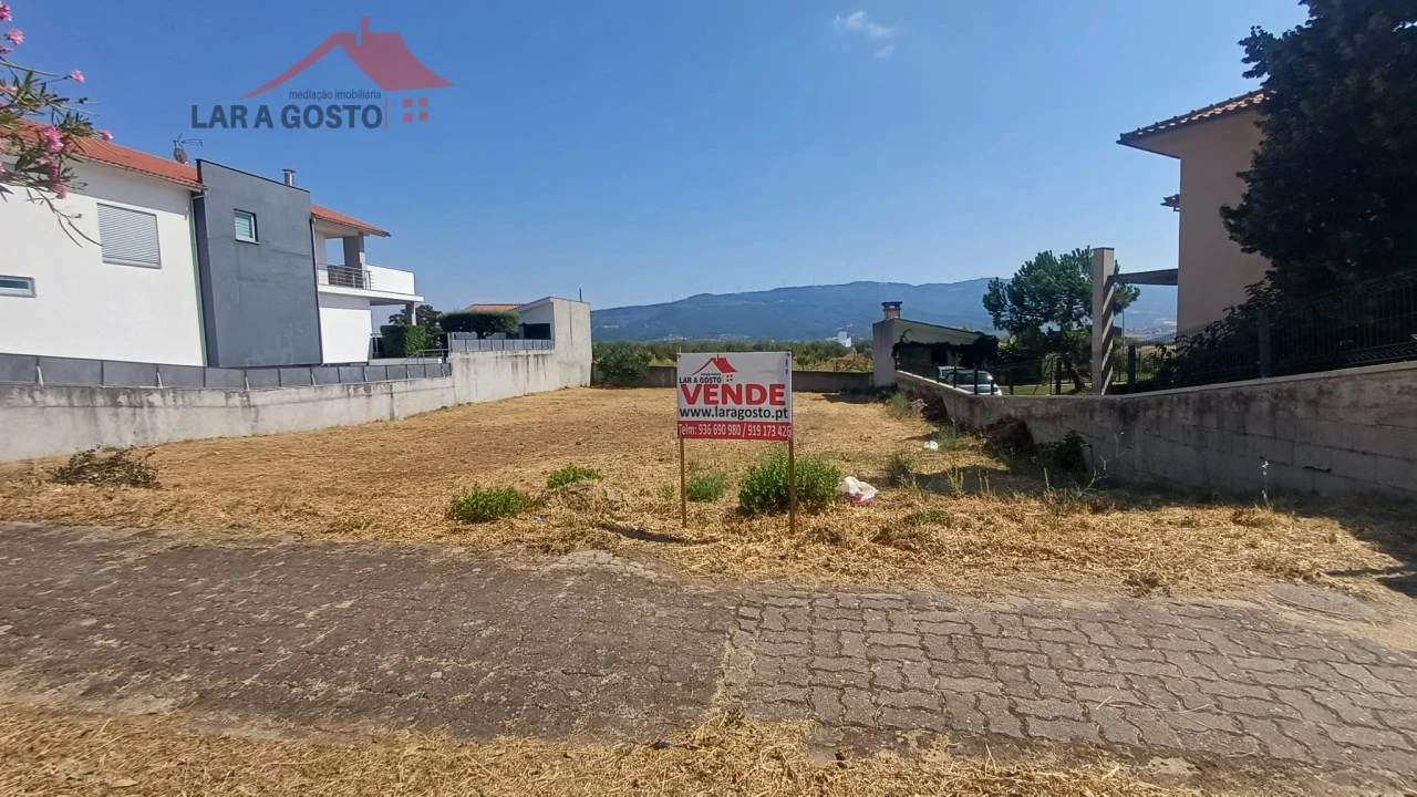 Terreno para Venda em Macedo de Cavaleiros Foto 1