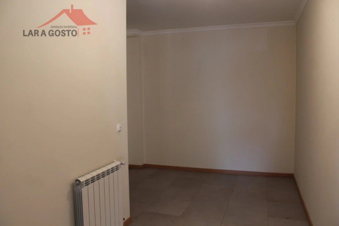 Apartamento T4 para Venda em Macedo de Cavaleiros Foto 19