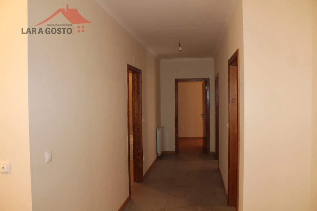 Apartamento T4 para Venda em Macedo de Cavaleiros Foto 20