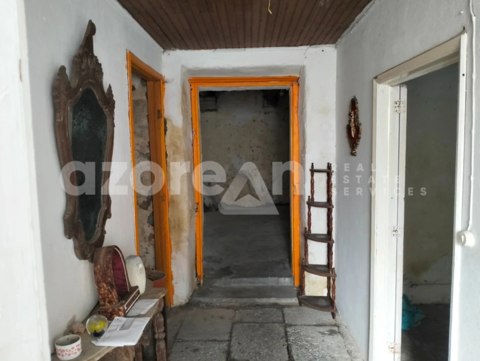 Moradia T2 para Venda em Ribeira Grande (Matriz) Foto 3