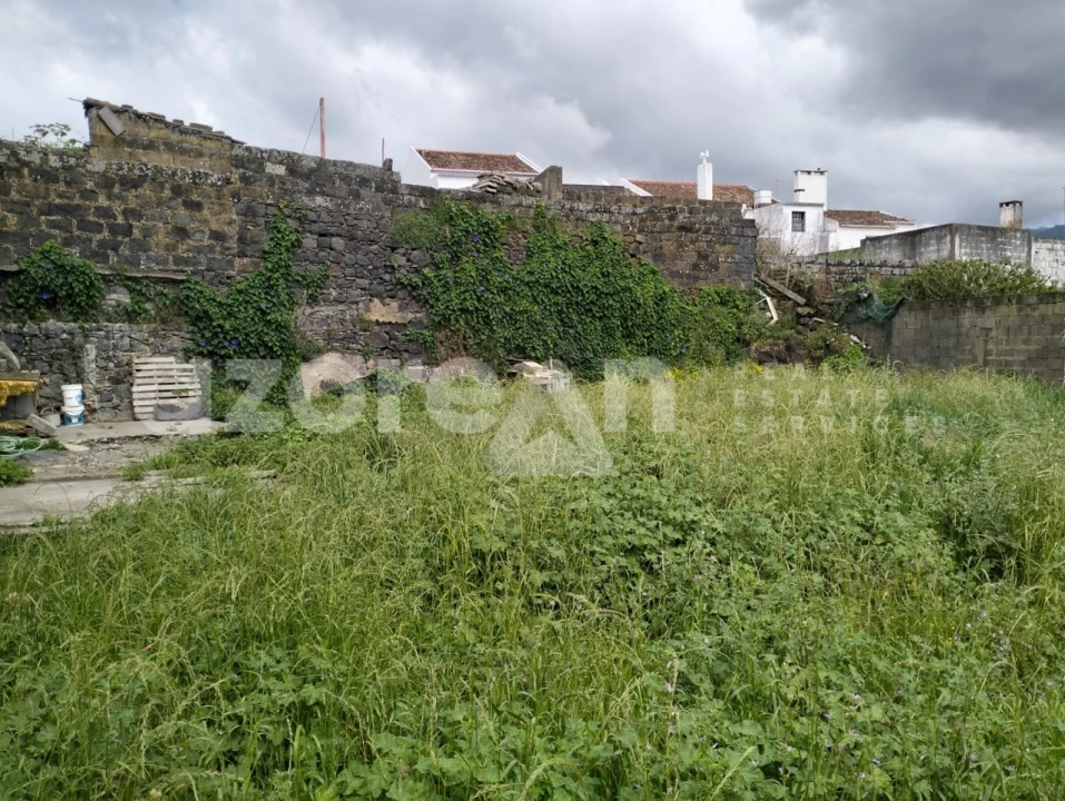 Moradia T2 para Venda em Ribeira Grande (Matriz) Foto 10