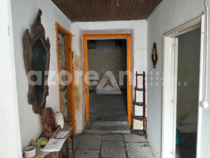 Moradia T2 para Venda em Ribeira Grande (Matriz) Foto 3