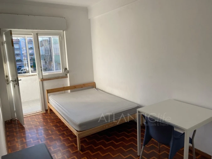 Apartamento T3 para Venda em Massamá e Monte Abraão Foto 7