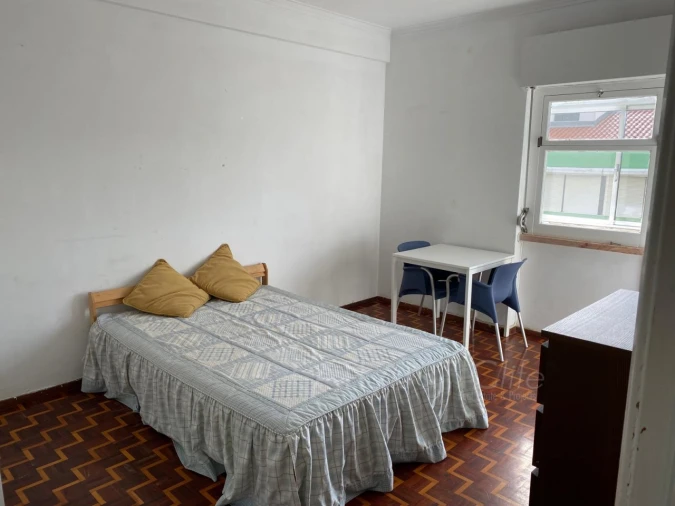 Apartamento T3 para Venda em Massamá e Monte Abraão Foto 9