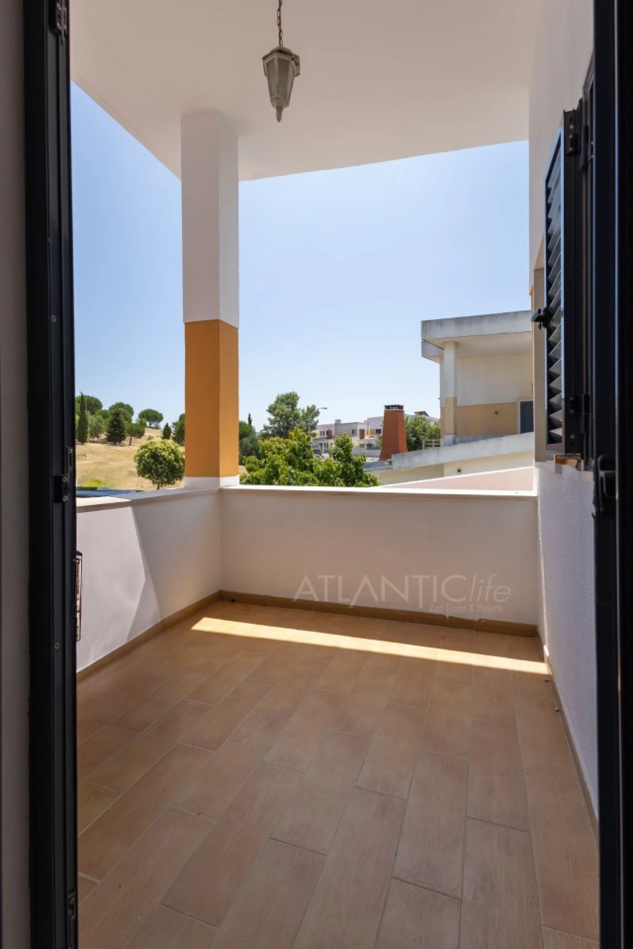 Moradia T3 para Venda em Mina de Água Foto 24