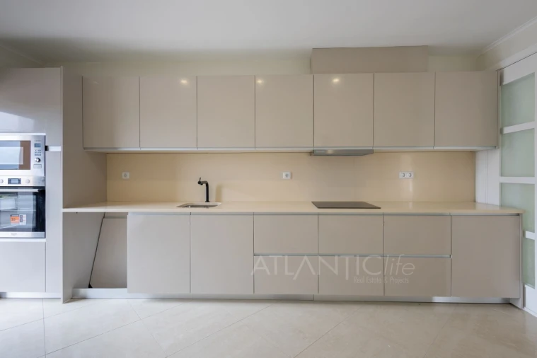 Moradia T3 para Venda em Mina de Água Foto 10