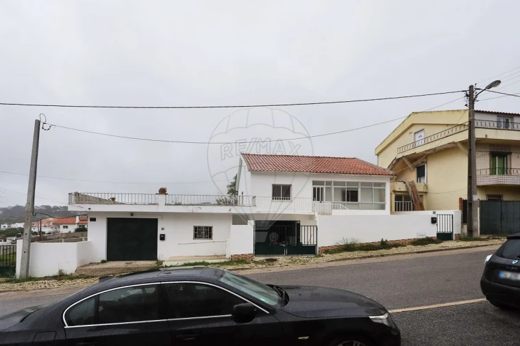 Moradia T3 para Venda em Casal de Cambra