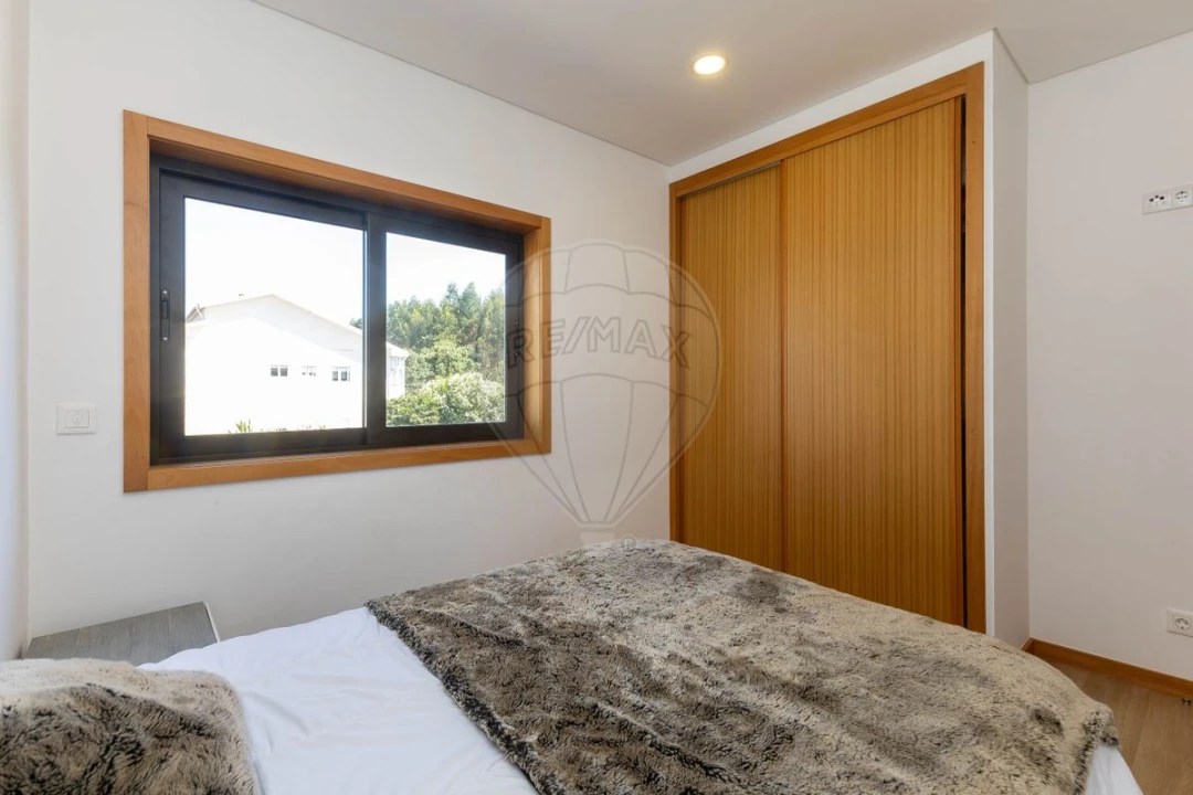 Apartamento T2 para Venda em Pedroso e Seixezelo Foto 14