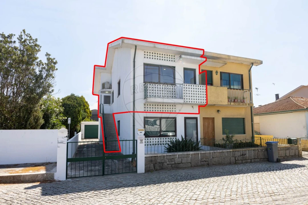 Apartamento T2 para Venda em Pedroso e Seixezelo Foto 5