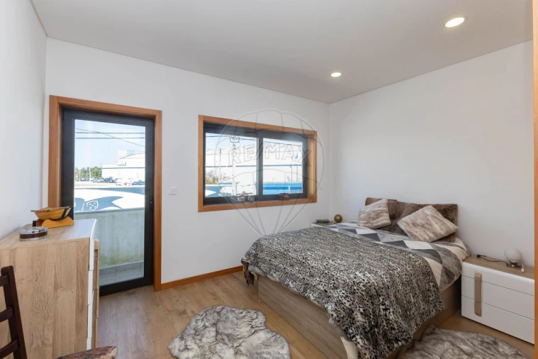 Apartamento T2 para Venda em Pedroso e Seixezelo Foto 16