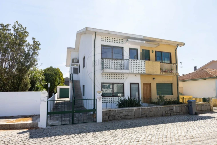 Apartamento T2 para Venda em Pedroso e Seixezelo Foto 2