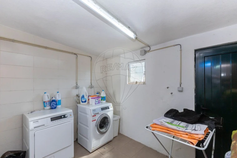 Apartamento T2 para Venda em Pedroso e Seixezelo Foto 23