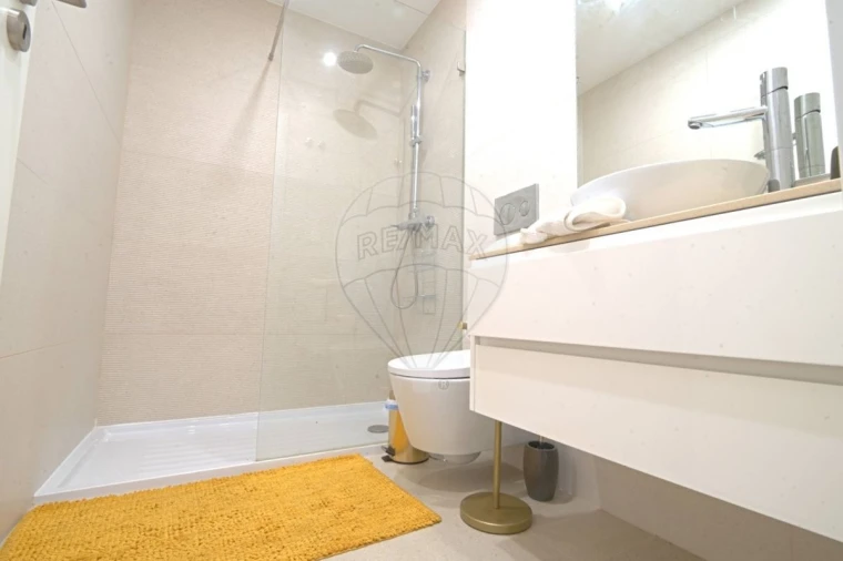 Apartamento T3 para Arrendamento em Venteira Foto 15