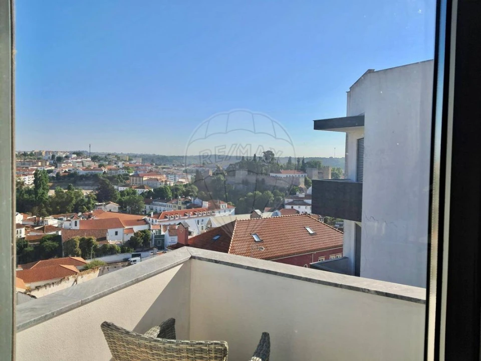 Apartamento T5 para Venda em Torres Novas (Santa Maria, Salvador e Santiago) Foto 5