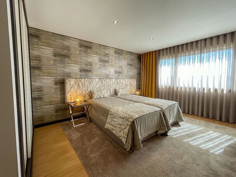 Apartamento T5 para Venda em Torres Novas (Santa Maria, Salvador e Santiago) Foto 36