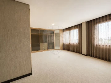Apartamento T5 para Venda em Torres Novas (Santa Maria, Salvador e Santiago)