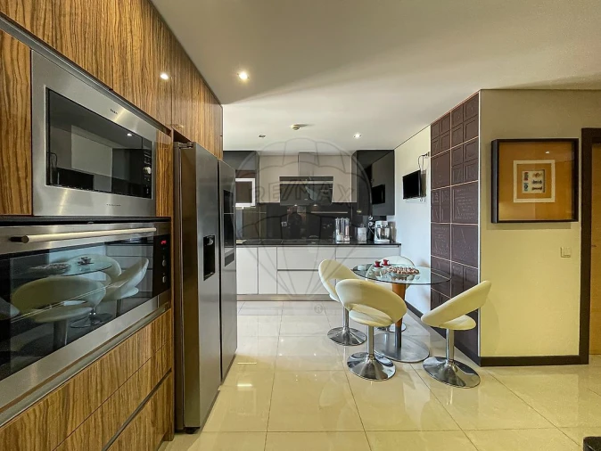 Apartamento T5 para Venda em Torres Novas (Santa Maria, Salvador e Santiago) Foto 5