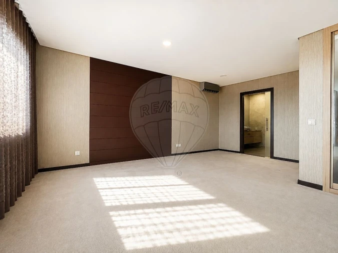 Apartamento T5 para Venda em Torres Novas (Santa Maria, Salvador e Santiago) Foto 3