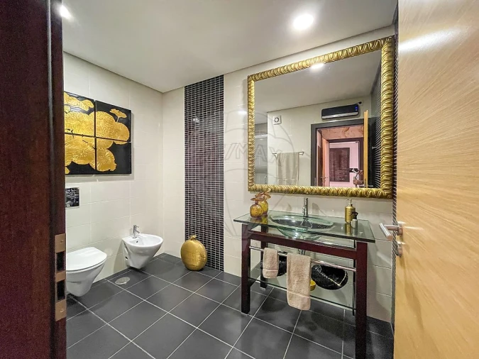 Apartamento T5 para Venda em Torres Novas (Santa Maria, Salvador e Santiago) Foto 32